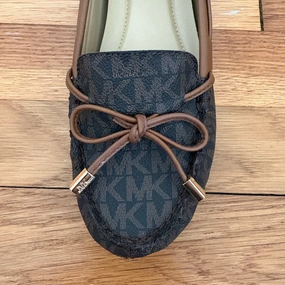 Michael Kors Crawford Brown Moccasins Women’s 6 NWOT - Picture 6 of 13